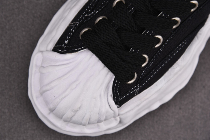 MAISON MIHARA YASUHIRO SNEAKER
