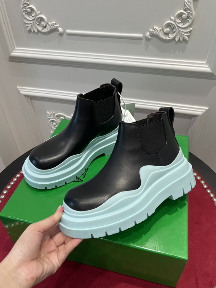 bo*te*ga Ve*ne*ta boots