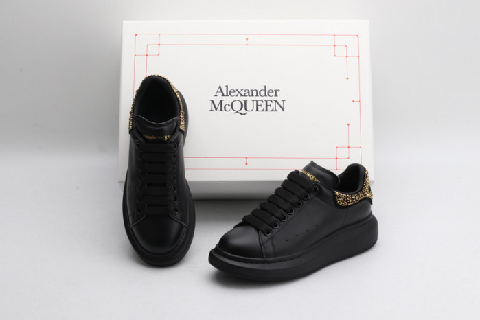 MQ Sneakers