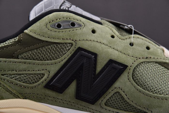N3W BLANCE SNEAKER