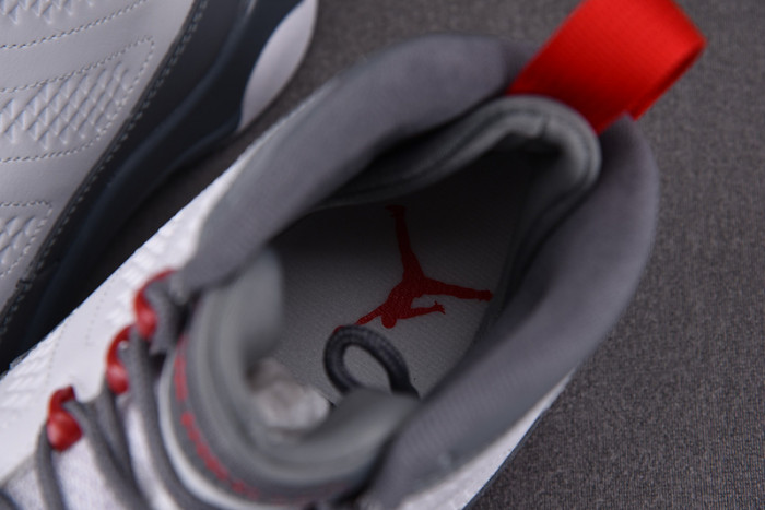 Air Jordan 9 Fire Red CT8019-162