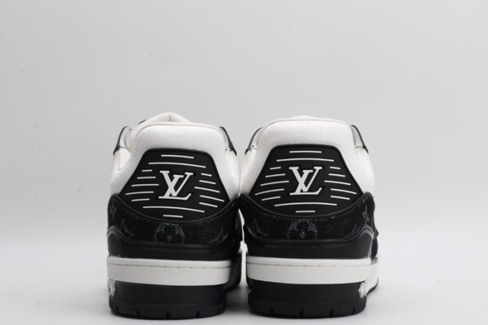 D00G7 Lou1su1tt SNEAKER LOW