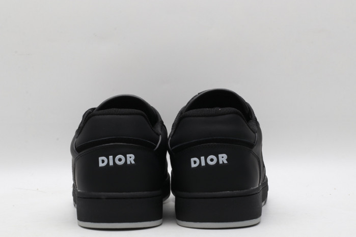 D10R B27 Sneaker