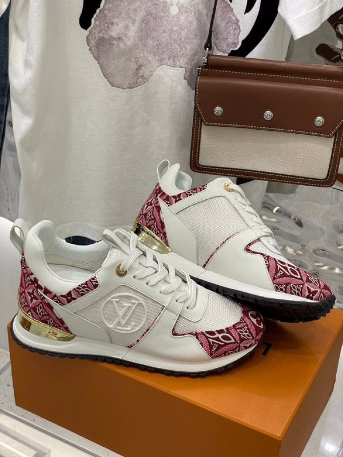 lou1su1tt Run Away Sneaker