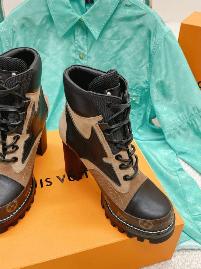 lou1su1tt Boots