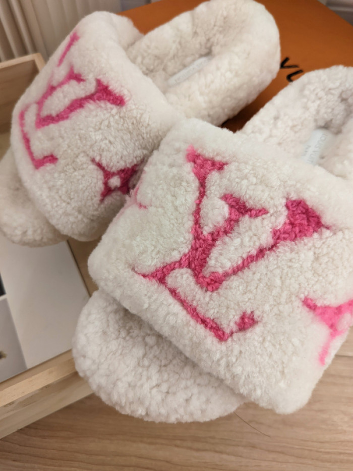 Lou1su1tt slides