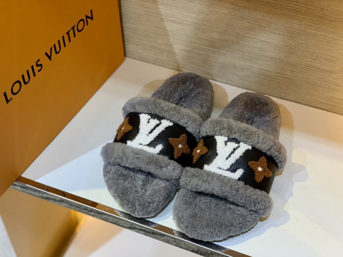 Lou1su1tt slides