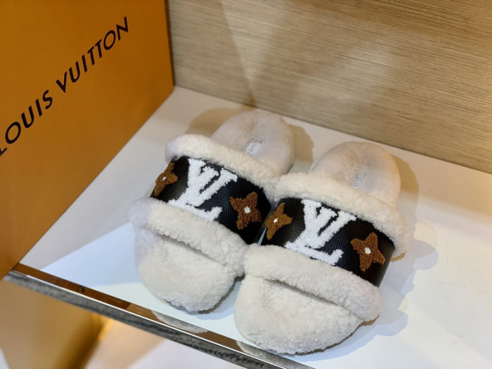 Lou1su1tt slides