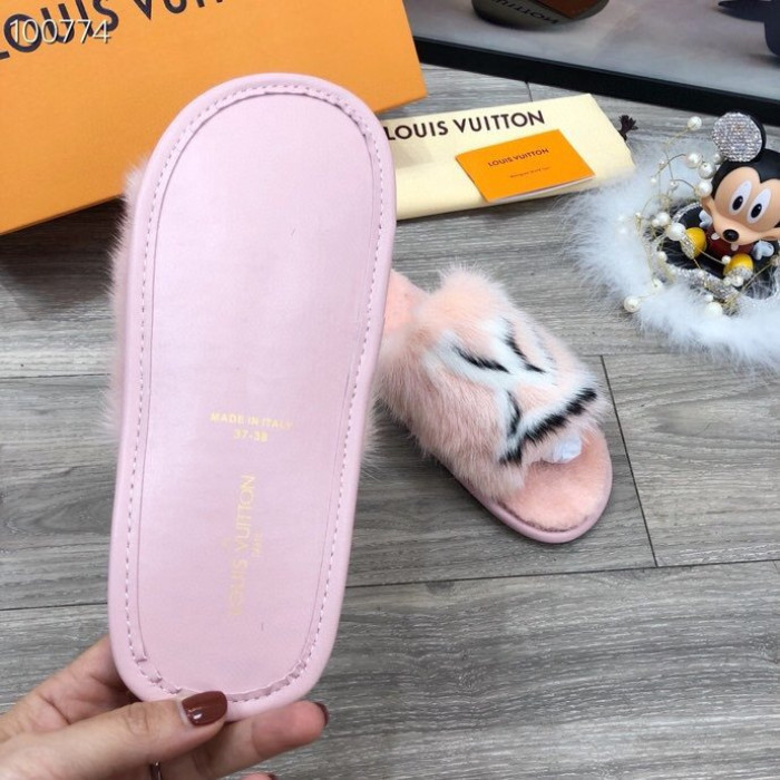 Lou1su1tt slides