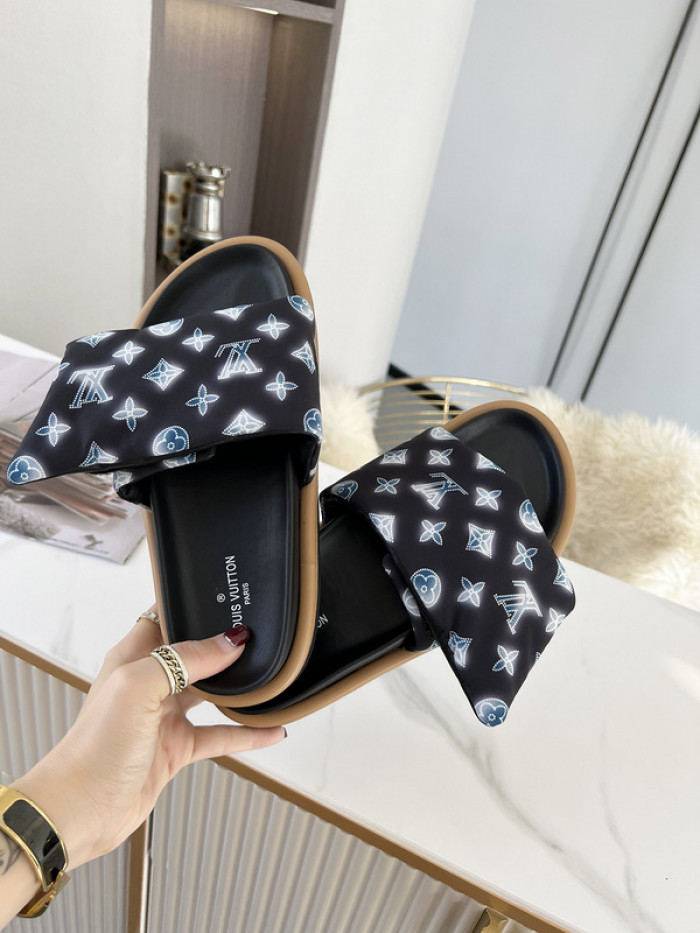 Lou1su1tt slides