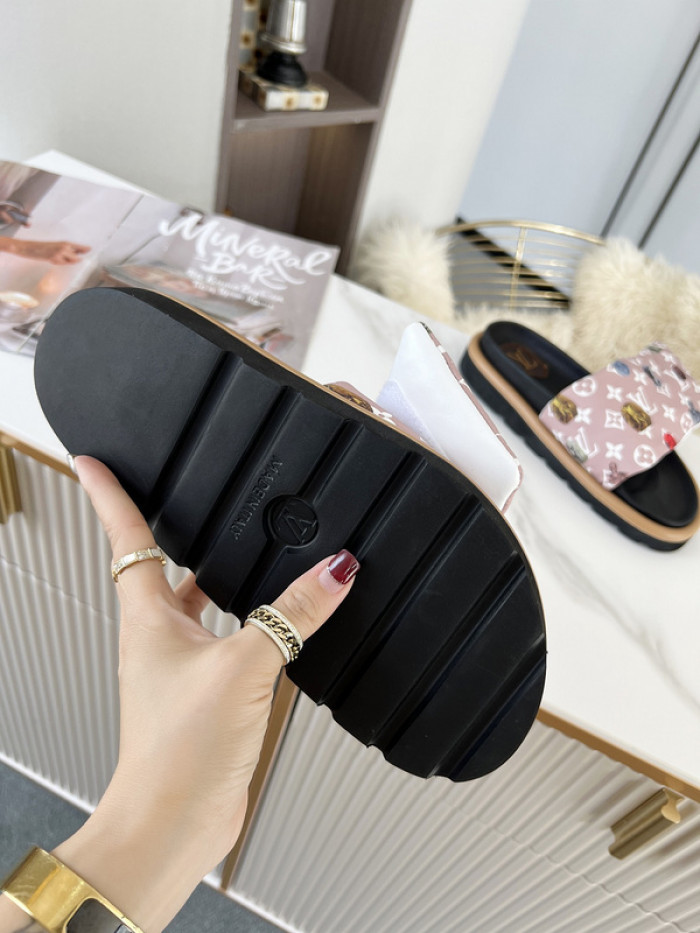 Lou1su1tt slides