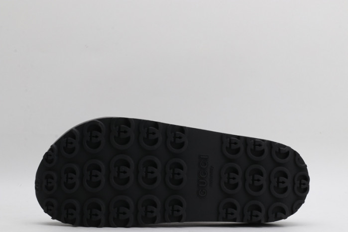 Gu66 SLIPPERS