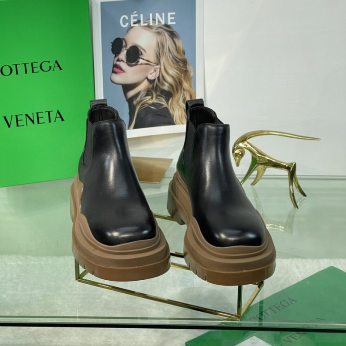 bo*te*ga Ve*ne*ta boots