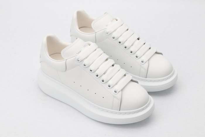 MQ Sneakers