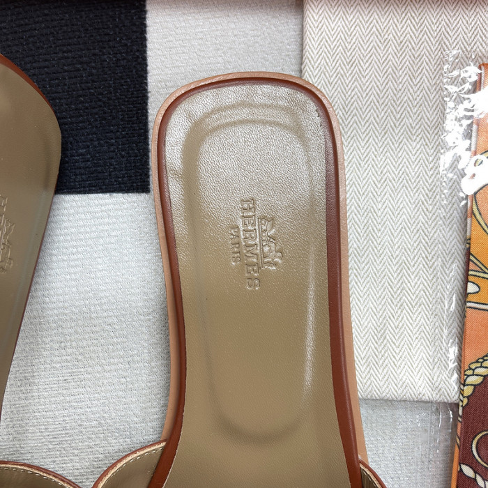 Hemr3 Slippers
