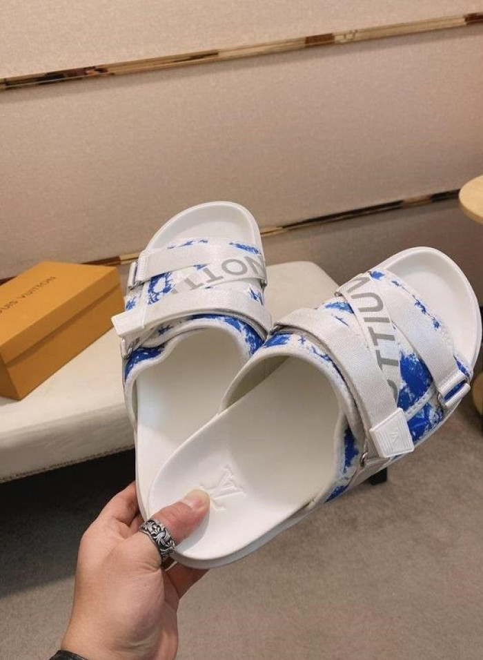 Lou1su1tt slides