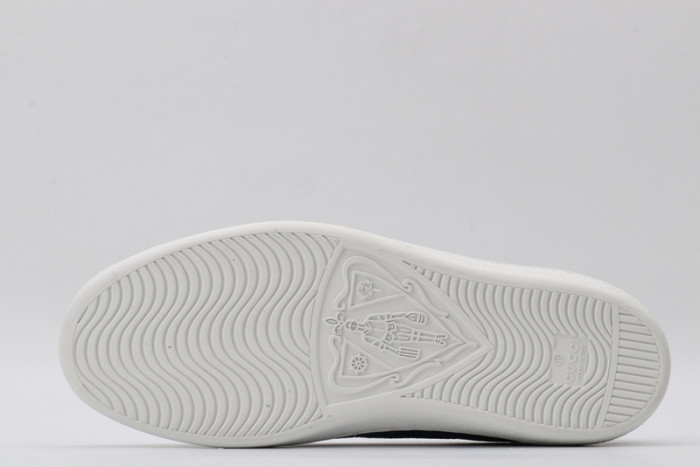 Gu66 Ace Embroidered Low-Top Sneaker