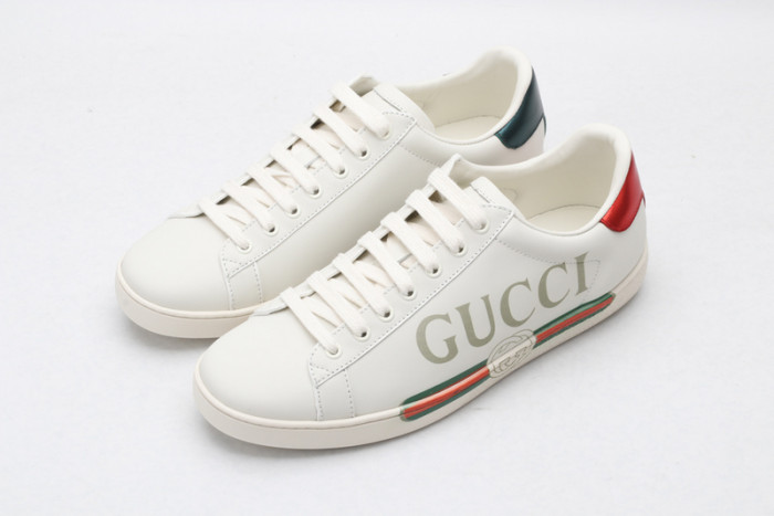 Gu66 Ace Embroidered Low-Top Sneaker