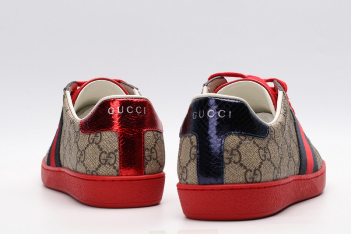 Gu66 Ace Embroidered Low-Top Sneaker