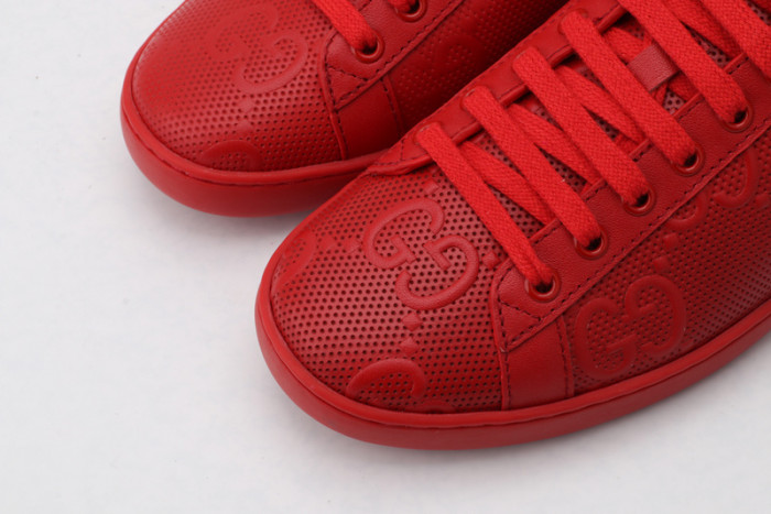 Gu66 Ace Embroidered Low-Top Sneaker