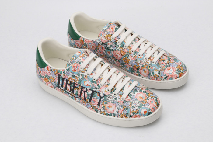 Gu66 Ace Embroidered Low-Top Sneaker