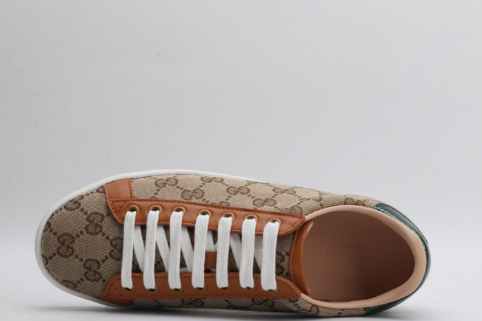 Gu66 Ace Embroidered Low-Top Sneaker