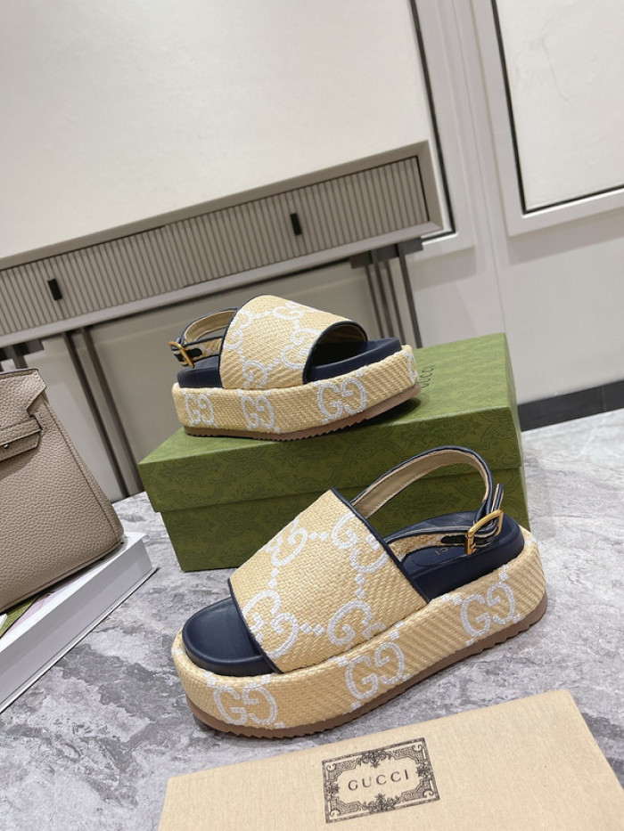 Gu66 SLIPPERS