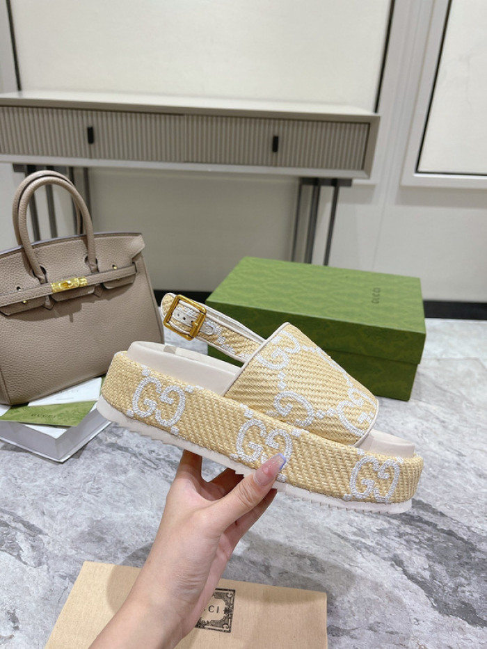 Gu66 SLIPPERS