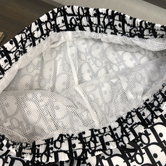 D10R short