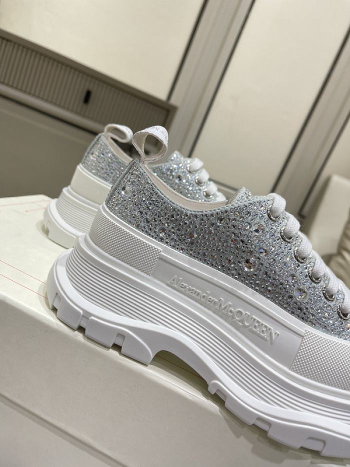 MQ Sneakers