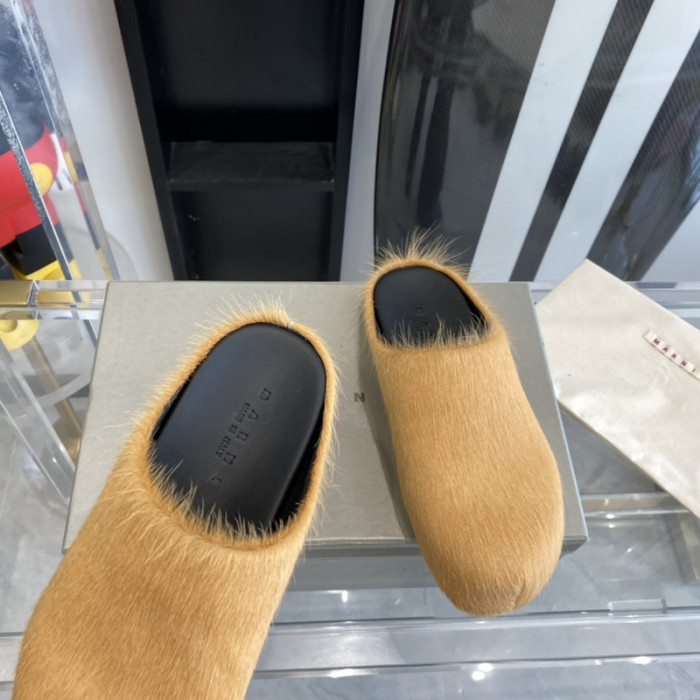 Marni Fur slides
