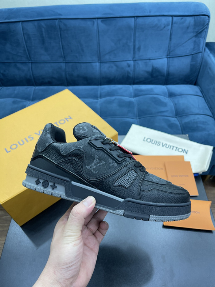 D00G7 Lou1su1tt SNEAKER LOW