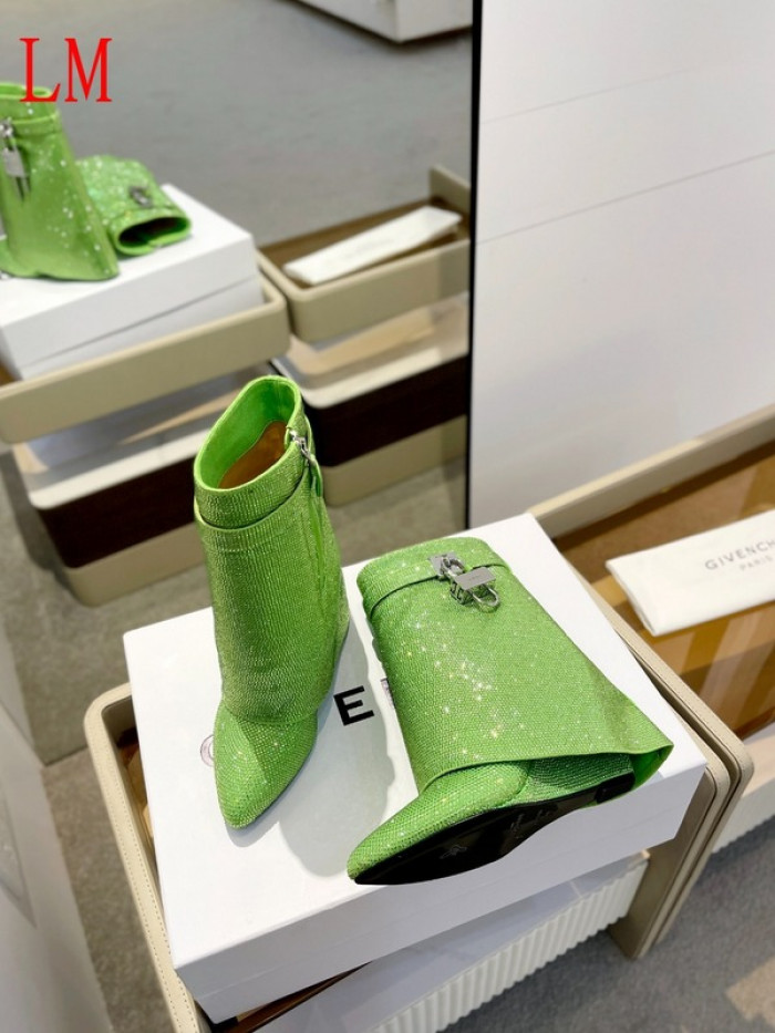 G1VENCHY BOOTS