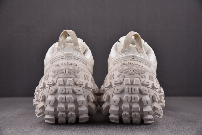 BLCG DEFENDER RUBBER PLATFORM SNEAKERS 685611 W2RA6 9000