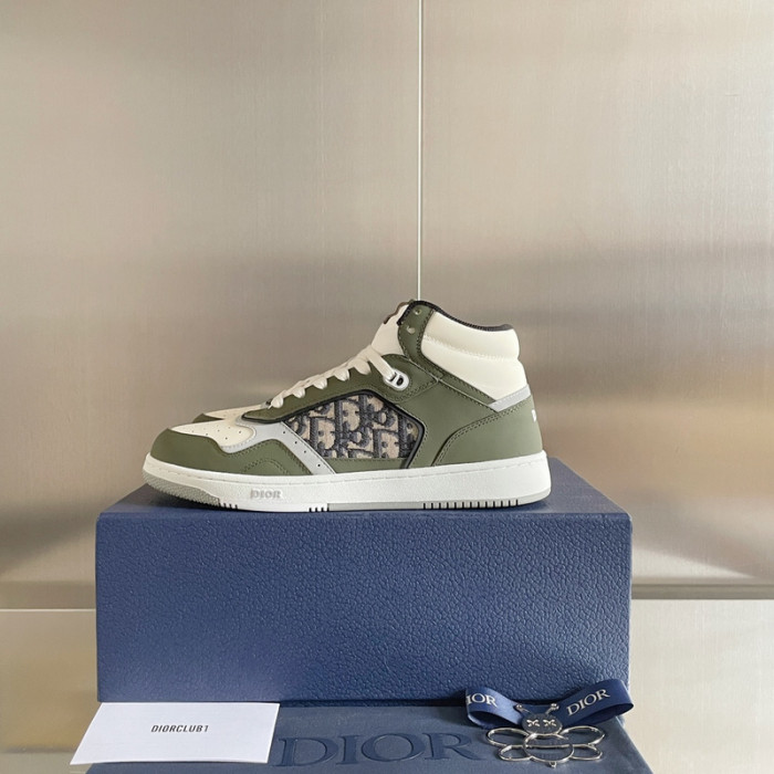 D10R B27 Sneaker