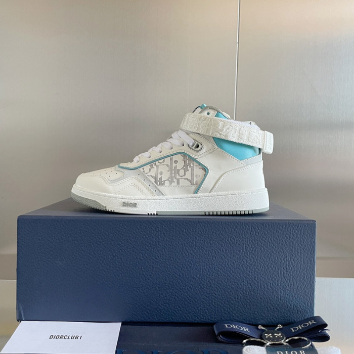 D10R B27 Sneaker