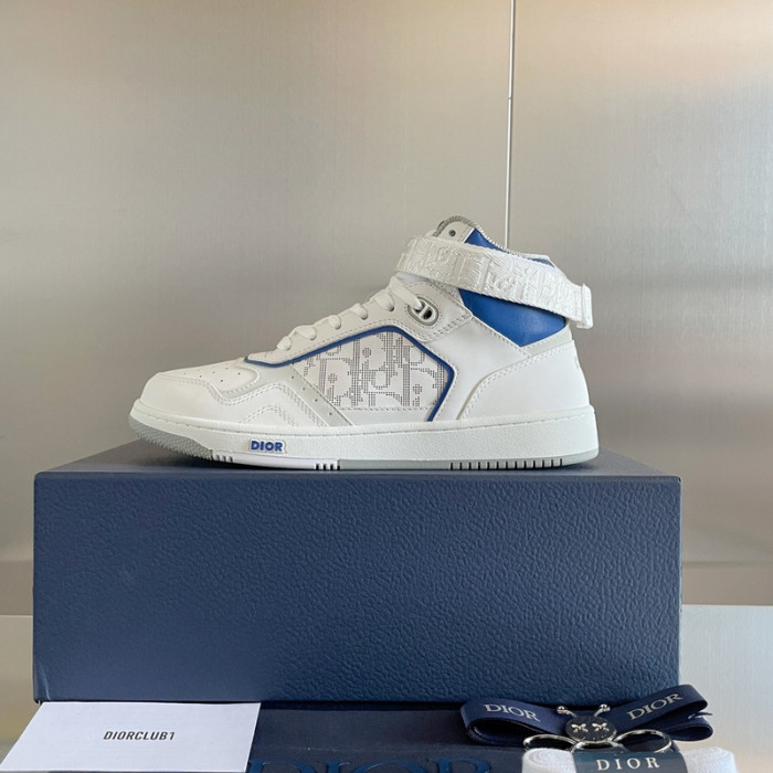 D10R B27 Sneaker