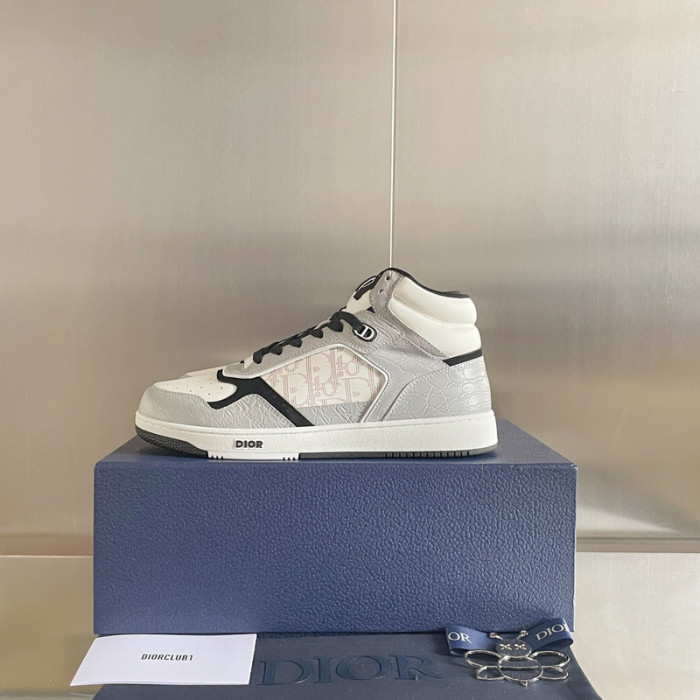 D10R B27 Sneaker