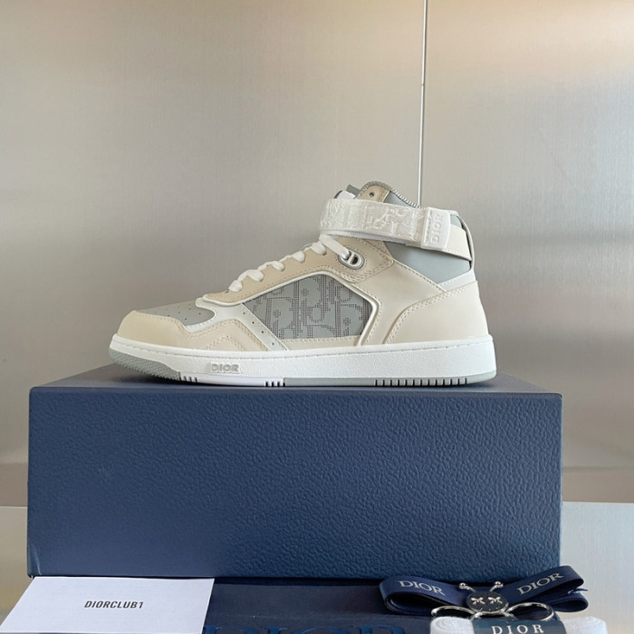 D10R B27 Sneaker