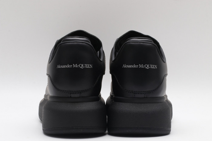MQ Sneakers