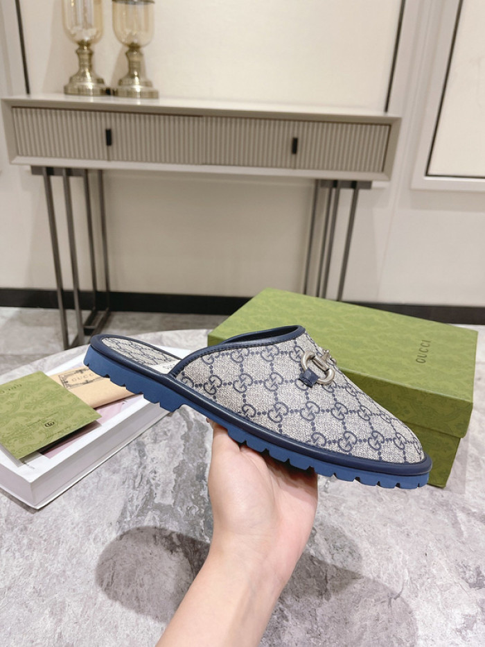 Gu66 SLIPPERS