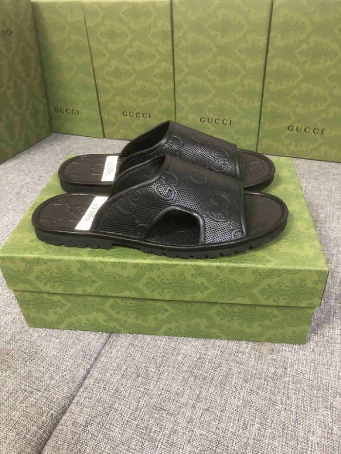 Gu66 SLIPPERS