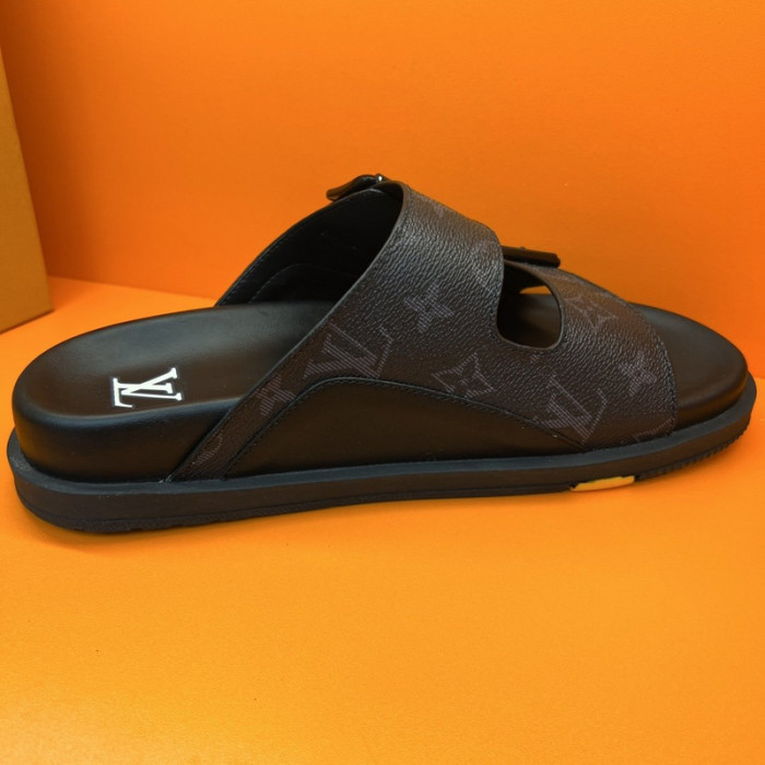 Lou1su1tt slides