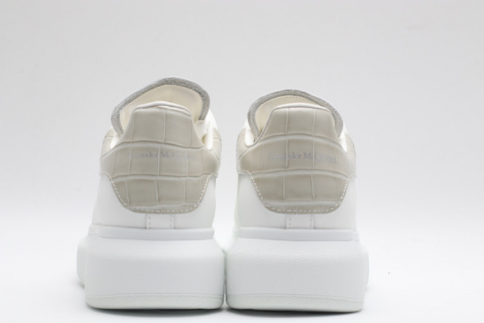 MQ Sneakers