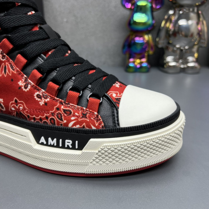 AM1R1 Skel high top