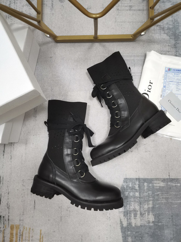 D10R Female boots