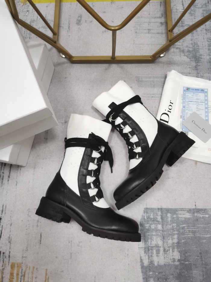 D10R Female boots