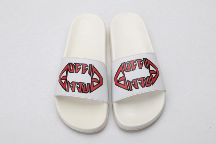 Gu66 SLIPPERS