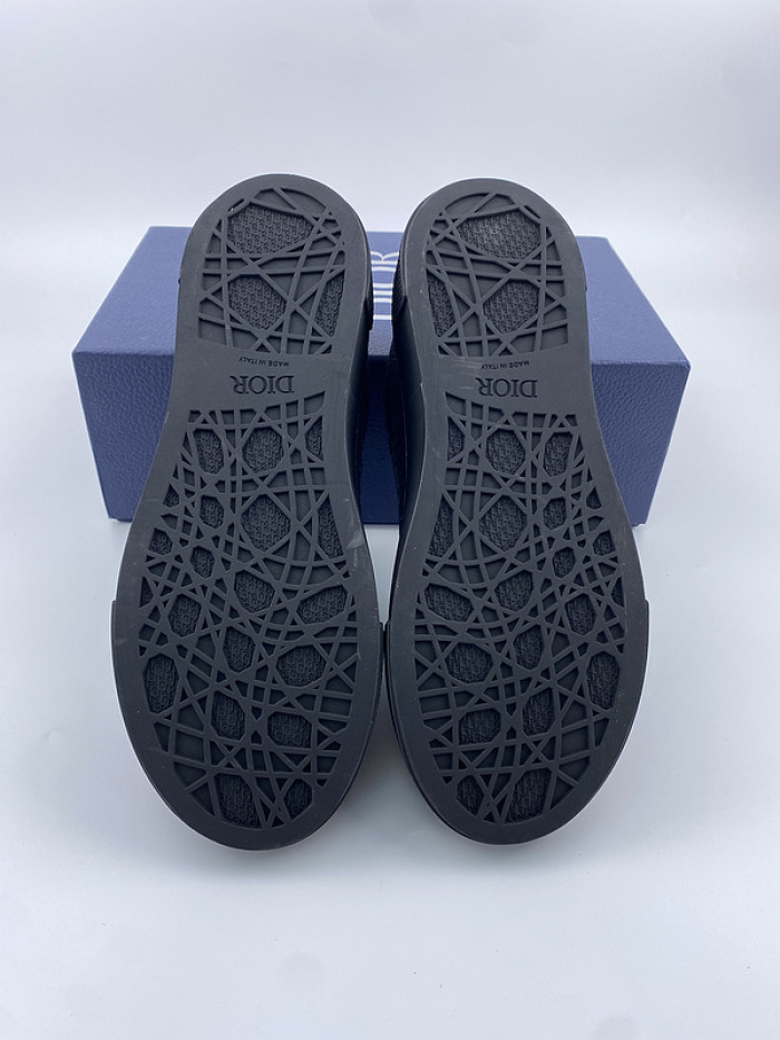 D10R B33 Sneaker