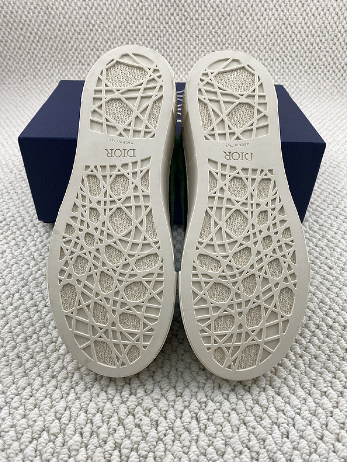 D10R B33 Sneaker
